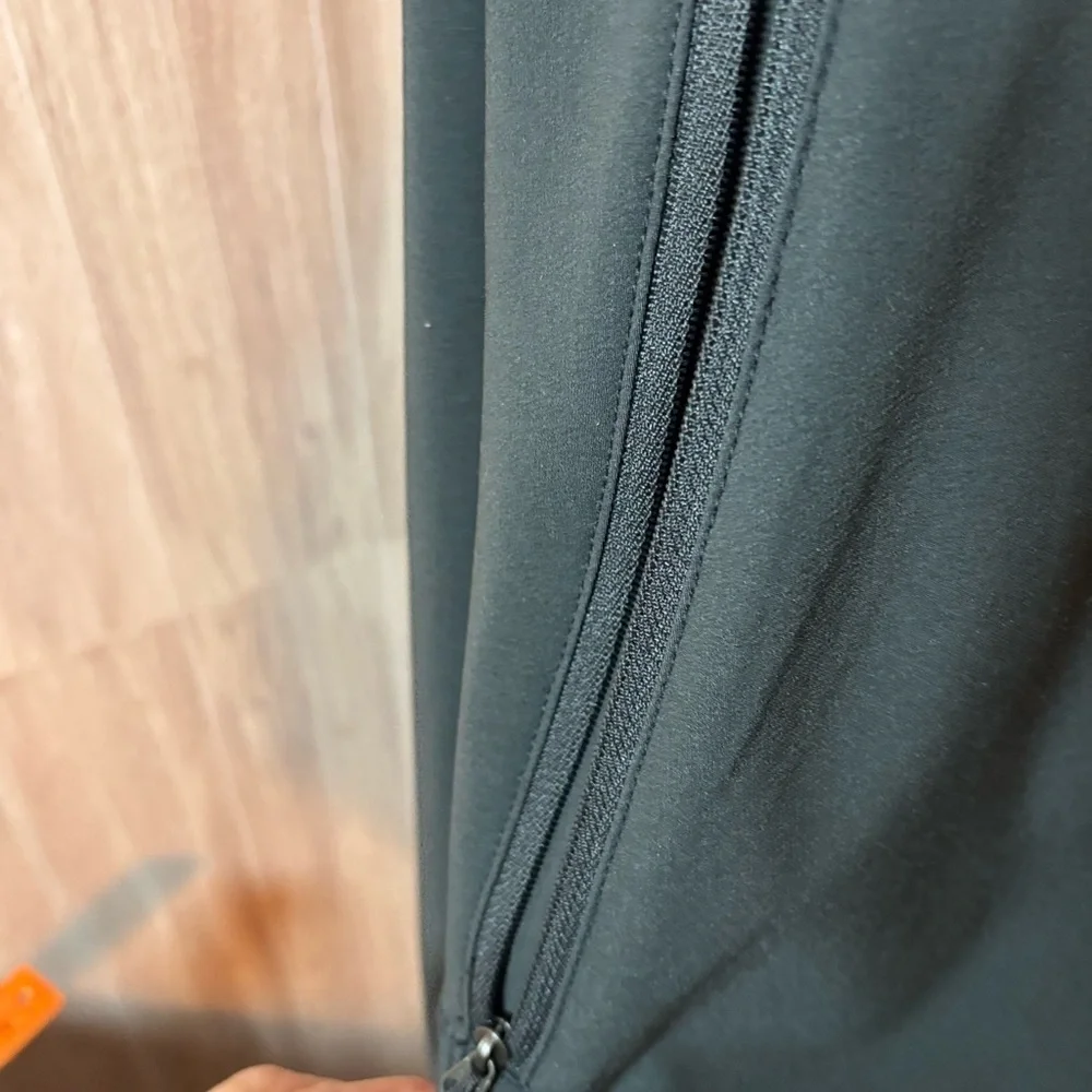 The North Face Men's Charcoal Performance Jacket